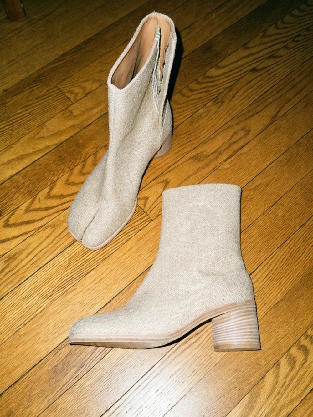 Maison Martin Margiela Beige Split-Toe Mid-Calf Burlap Tabi Boots EU40